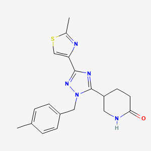 molecular formula C19H21N5OS B5618530 5-[1-(4-methylbenzyl)-3-(2-methyl-1,3-thiazol-4-yl)-1H-1,2,4-triazol-5-yl]piperidin-2-one 