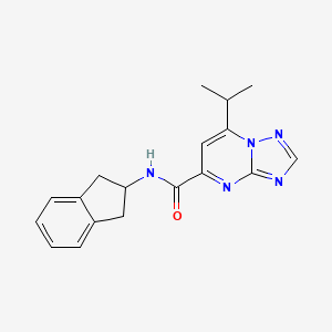 molecular formula C18H19N5O B5619594 N-(2,3-dihydro-1H-inden-2-yl)-7-isopropyl[1,2,4]triazolo[1,5-a]pyrimidine-5-carboxamide 
