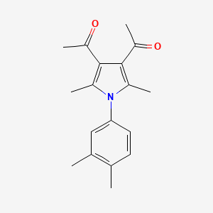 molecular formula C18H21NO2 B5619865 1,1'-[1-(3,4-dimethylphenyl)-2,5-dimethyl-1H-pyrrole-3,4-diyl]diethanone 