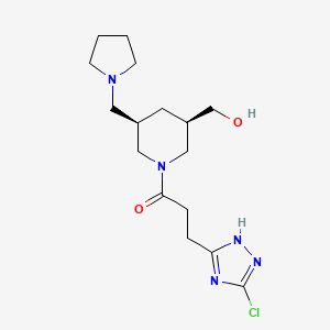 molecular formula C16H26ClN5O2 B5620072 [(3R*,5R*)-1-[3-(3-chloro-1H-1,2,4-triazol-5-yl)propanoyl]-5-(1-pyrrolidinylmethyl)-3-piperidinyl]methanol 