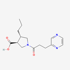molecular formula C15H21N3O3 B5620177 (3S*,4S*)-4-propyl-1-[3-(2-pyrazinyl)propanoyl]-3-pyrrolidinecarboxylic acid 