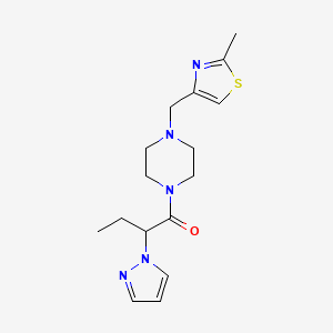 molecular formula C16H23N5OS B5620223 1-[(2-methyl-1,3-thiazol-4-yl)methyl]-4-[2-(1H-pyrazol-1-yl)butanoyl]piperazine 