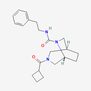 molecular formula C21H29N3O2 B5620608 (1S*,5R*)-3-(cyclobutylcarbonyl)-N-(2-phenylethyl)-3,6-diazabicyclo[3.2.2]nonane-6-carboxamide 