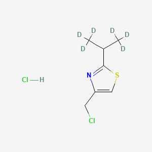 molecular formula C7H11Cl2NS B562127 4-(Chloromethyl)-2-[isopropyl-1,1,1,3,3,3-d6]-4-thiazolyl Hydrochloride Salt CAS No. 1216869-95-2