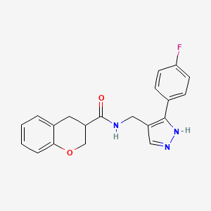 molecular formula C20H18FN3O2 B5621591 N-{[3-(4-fluorophenyl)-1H-pyrazol-4-yl]methyl}chromane-3-carboxamide 