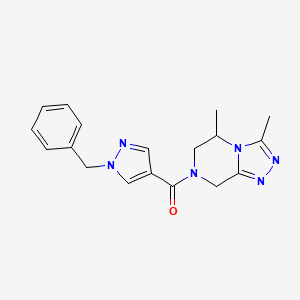molecular formula C18H20N6O B5621842 7-[(1-benzyl-1H-pyrazol-4-yl)carbonyl]-3,5-dimethyl-5,6,7,8-tetrahydro[1,2,4]triazolo[4,3-a]pyrazine 
