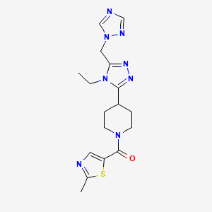 molecular formula C17H22N8OS B5621919 4-[4-ethyl-5-(1H-1,2,4-triazol-1-ylmethyl)-4H-1,2,4-triazol-3-yl]-1-[(2-methyl-1,3-thiazol-5-yl)carbonyl]piperidine 