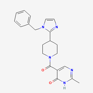 molecular formula C21H23N5O2 B5624103 5-{[4-(1-benzyl-1H-imidazol-2-yl)piperidin-1-yl]carbonyl}-2-methylpyrimidin-4(3H)-one 