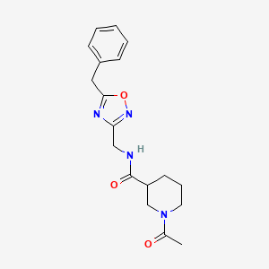 molecular formula C18H22N4O3 B5624486 1-acetyl-N-[(5-benzyl-1,2,4-oxadiazol-3-yl)methyl]-3-piperidinecarboxamide 
