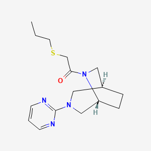 molecular formula C16H24N4OS B5625053 (1S*,5R*)-6-[(propylthio)acetyl]-3-(2-pyrimidinyl)-3,6-diazabicyclo[3.2.2]nonane 