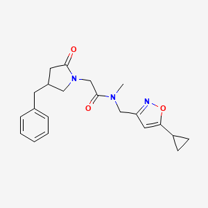 molecular formula C21H25N3O3 B5626220 2-(4-benzyl-2-oxopyrrolidin-1-yl)-N-[(5-cyclopropylisoxazol-3-yl)methyl]-N-methylacetamide 