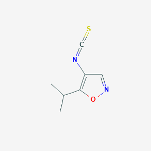 B056272 4-Isothiocyanato-5-propan-2-yl-1,2-oxazole CAS No. 122686-03-7