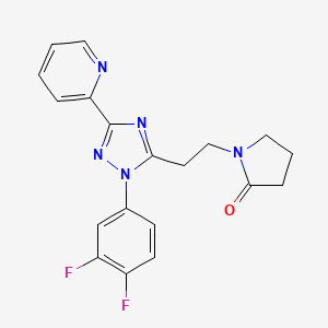 molecular formula C19H17F2N5O B5627676 1-{2-[1-(3,4-difluorophenyl)-3-pyridin-2-yl-1H-1,2,4-triazol-5-yl]ethyl}pyrrolidin-2-one 