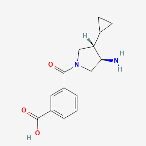 molecular formula C15H18N2O3 B5627890 3-{[(3R*,4S*)-3-amino-4-cyclopropylpyrrolidin-1-yl]carbonyl}benzoic acid 