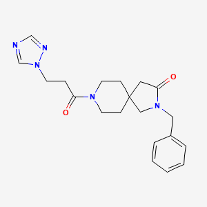 molecular formula C20H25N5O2 B5628506 2-benzyl-8-[3-(1H-1,2,4-triazol-1-yl)propanoyl]-2,8-diazaspiro[4.5]decan-3-one 