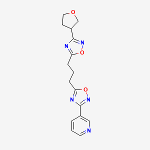 molecular formula C16H17N5O3 B5628858 3-(5-{3-[3-(tetrahydrofuran-3-yl)-1,2,4-oxadiazol-5-yl]propyl}-1,2,4-oxadiazol-3-yl)pyridine 