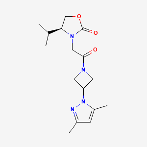 molecular formula C16H24N4O3 B5630983 (4S)-3-{2-[3-(3,5-dimethyl-1H-pyrazol-1-yl)azetidin-1-yl]-2-oxoethyl}-4-isopropyl-1,3-oxazolidin-2-one 