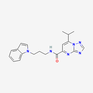 molecular formula C20H22N6O B5631986 N-[3-(1H-indol-1-yl)propyl]-7-isopropyl[1,2,4]triazolo[1,5-a]pyrimidine-5-carboxamide 