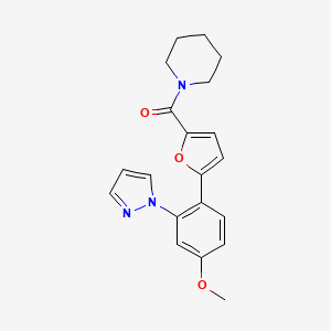 molecular formula C20H21N3O3 B5634121 1-{5-[4-methoxy-2-(1H-pyrazol-1-yl)phenyl]-2-furoyl}piperidine 