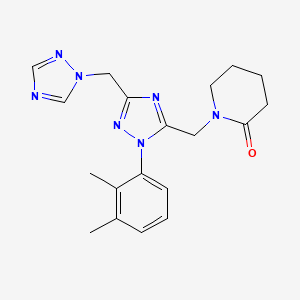 molecular formula C19H23N7O B5636002 1-{[1-(2,3-dimethylphenyl)-3-(1H-1,2,4-triazol-1-ylmethyl)-1H-1,2,4-triazol-5-yl]methyl}piperidin-2-one 