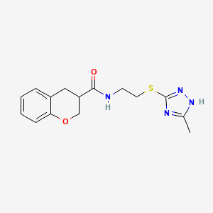 molecular formula C15H18N4O2S B5636910 N-{2-[(3-methyl-1H-1,2,4-triazol-5-yl)thio]ethyl}chromane-3-carboxamide 