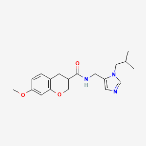 molecular formula C19H25N3O3 B5638369 N-[(1-isobutyl-1H-imidazol-5-yl)methyl]-7-methoxychromane-3-carboxamide 