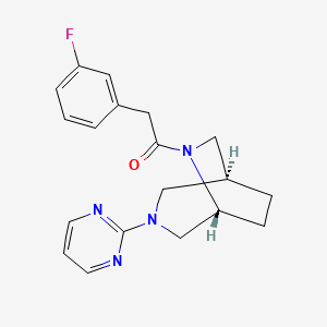 molecular formula C19H21FN4O B5639001 (1S*,5R*)-6-[(3-fluorophenyl)acetyl]-3-(2-pyrimidinyl)-3,6-diazabicyclo[3.2.2]nonane 