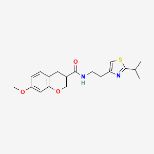 molecular formula C19H24N2O3S B5639010 N-[2-(2-isopropyl-1,3-thiazol-4-yl)ethyl]-7-methoxychromane-3-carboxamide 