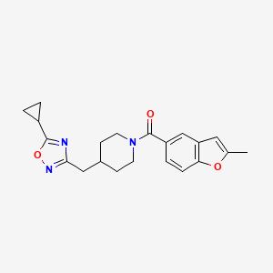 molecular formula C21H23N3O3 B5639513 4-[(5-cyclopropyl-1,2,4-oxadiazol-3-yl)methyl]-1-[(2-methyl-1-benzofuran-5-yl)carbonyl]piperidine 