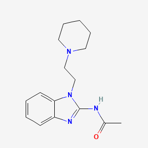 molecular formula C16H22N4O B5641955 N-{1-[2-(1-piperidinyl)ethyl]-1H-benzimidazol-2-yl}acetamide 