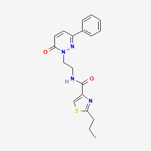 molecular formula C19H20N4O2S B5645021 N-[2-(6-oxo-3-phenyl-1(6H)-pyridazinyl)ethyl]-2-propyl-1,3-thiazole-4-carboxamide 