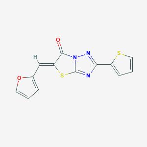 molecular formula C13H7N3O2S2 B5645743 5-(2-furylmethylene)-2-(2-thienyl)[1,3]thiazolo[3,2-b][1,2,4]triazol-6(5H)-one 