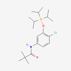 molecular formula C20H34ClNO2Si B564597 N-[4-Chloro-3-(triisopropylsilyloxy)phenyl]-2,2-dimethylpropanamide CAS No. 342621-20-9