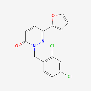 molecular formula C15H10Cl2N2O2 B5646495 2-(2,4-dichlorobenzyl)-6-(2-furyl)-3(2H)-pyridazinone 