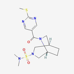 molecular formula C15H23N5O3S2 B5647966 (1R*,5R*)-N,N-dimethyl-6-{[2-(methylthio)pyrimidin-5-yl]carbonyl}-3,6-diazabicyclo[3.2.2]nonane-3-sulfonamide 