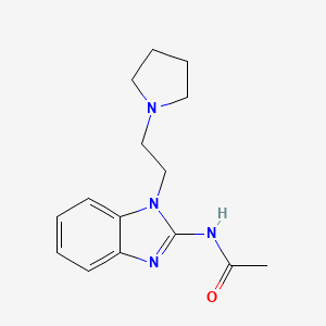 molecular formula C15H20N4O B5648416 N-{1-[2-(1-pyrrolidinyl)ethyl]-1H-benzimidazol-2-yl}acetamide 