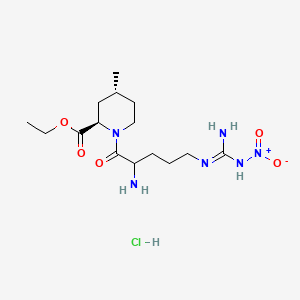 molecular formula C15H29ClN6O5 B564844 盐酸 (2R,4R)-1-(2-氨基-5-(3-硝基胍基)戊酰基)-4-甲基哌啶-2-羧酸乙酯 CAS No. 74874-08-1