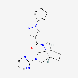 molecular formula C21H22N6O B5648448 (1S*,5R*)-6-[(1-phenyl-1H-pyrazol-4-yl)carbonyl]-3-(2-pyrimidinyl)-3,6-diazabicyclo[3.2.2]nonane 