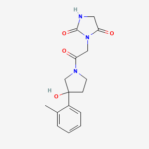 molecular formula C16H19N3O4 B5648692 3-{2-[3-hydroxy-3-(2-methylphenyl)-1-pyrrolidinyl]-2-oxoethyl}-2,4-imidazolidinedione 