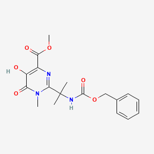 molecular formula C18H21N3O6 B564915 Methyl 2-(2-(((benzyloxy)carbonyl)amino)propan-2-yl)-5-hydroxy-1-methyl-6-oxo-1,6-dihydropyrimidine-4-carboxylate CAS No. 888504-27-6