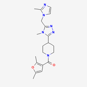 molecular formula C20H26N6O2 B5649696 1-(2,5-dimethyl-3-furoyl)-4-{4-methyl-5-[(2-methyl-1H-imidazol-1-yl)methyl]-4H-1,2,4-triazol-3-yl}piperidine 