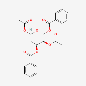 molecular formula C24H26O9 B564972 (2R,3S)-2,5-Di-O-acetyl-1,3-di-O-benzoyl-5-methoxypentane CAS No. 1219132-82-7