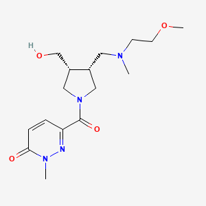 molecular formula C16H26N4O4 B5650253 6-[((3R*,4R*)-3-(hydroxymethyl)-4-{[(2-methoxyethyl)(methyl)amino]methyl}-1-pyrrolidinyl)carbonyl]-2-methyl-3(2H)-pyridazinone 