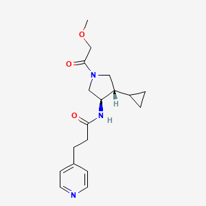 molecular formula C18H25N3O3 B5651371 N-[(3R*,4S*)-4-cyclopropyl-1-(methoxyacetyl)pyrrolidin-3-yl]-3-pyridin-4-ylpropanamide 