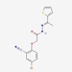 molecular formula C15H12BrN3O2S B5652068 2-(4-bromo-2-cyanophenoxy)-N'-[1-(2-thienyl)ethylidene]acetohydrazide 