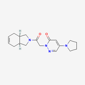 molecular formula C18H24N4O2 B5652940 2-{2-[(3aR*,7aS*)-1,3,3a,4,7,7a-hexahydro-2H-isoindol-2-yl]-2-oxoethyl}-5-pyrrolidin-1-ylpyridazin-3(2H)-one 