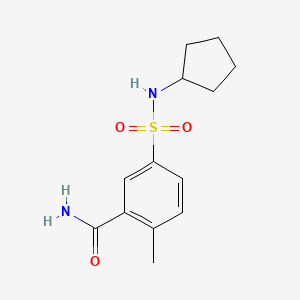 molecular formula C13H18N2O3S B5653102 5-[(cyclopentylamino)sulfonyl]-2-methylbenzamide 