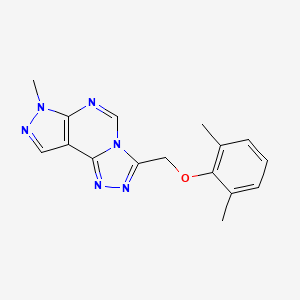 molecular formula C16H16N6O B5653264 3-[(2,6-dimethylphenoxy)methyl]-7-methyl-7H-pyrazolo[4,3-e][1,2,4]triazolo[4,3-c]pyrimidine 