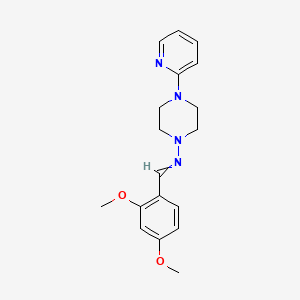 molecular formula C18H22N4O2 B5655317 N-(2,4-dimethoxybenzylidene)-4-(2-pyridinyl)-1-piperazinamine 