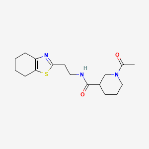 molecular formula C17H25N3O2S B5655862 1-acetyl-N-[2-(4,5,6,7-tetrahydro-1,3-benzothiazol-2-yl)ethyl]-3-piperidinecarboxamide 